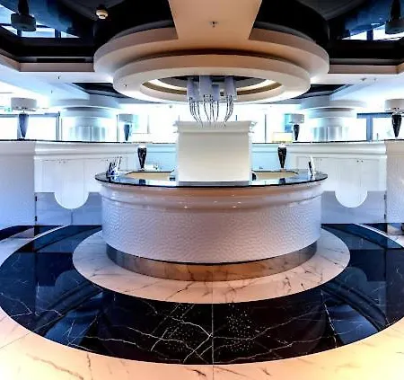 アパート Hanza Tower Diamond Class 2.0